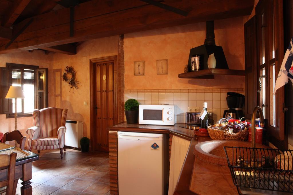 Apartamentos Rurales La Solana Robledillo De Gata Εξωτερικό φωτογραφία